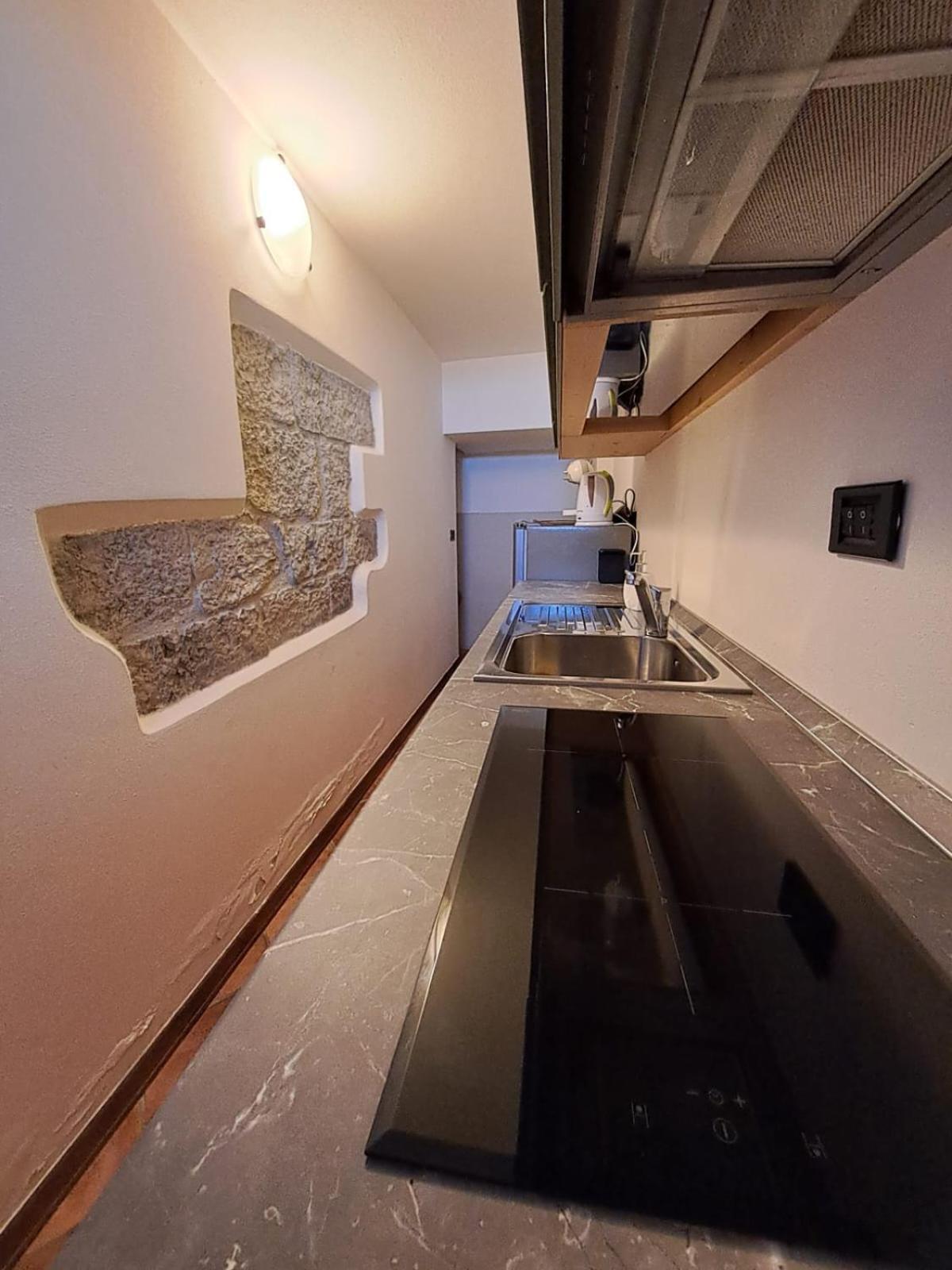Ca' Baetti L'Antico Borgo Bed & Breakfast Roncola Bagian luar foto