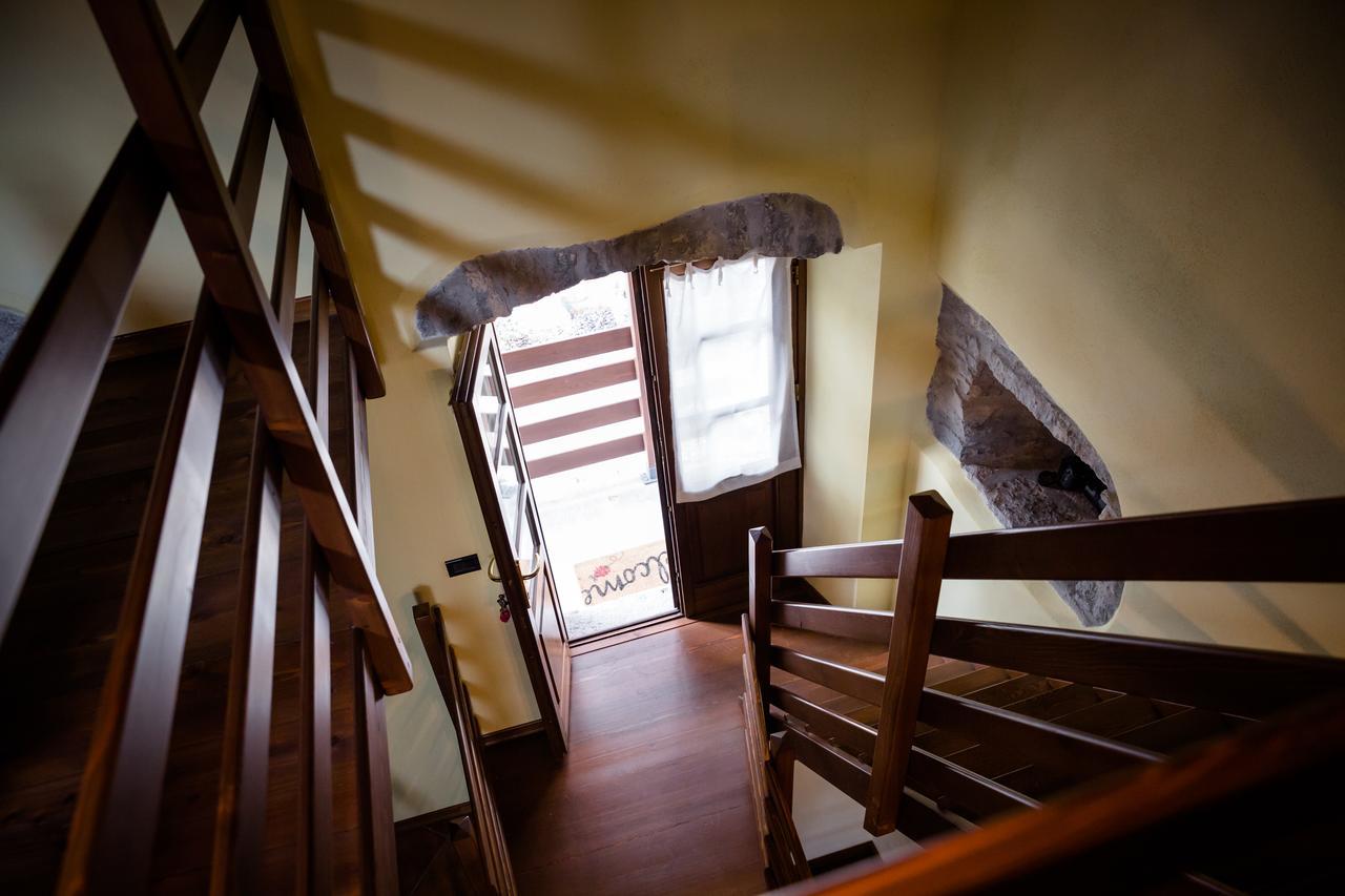 Ca' Baetti L'Antico Borgo Bed & Breakfast Roncola Bagian luar foto